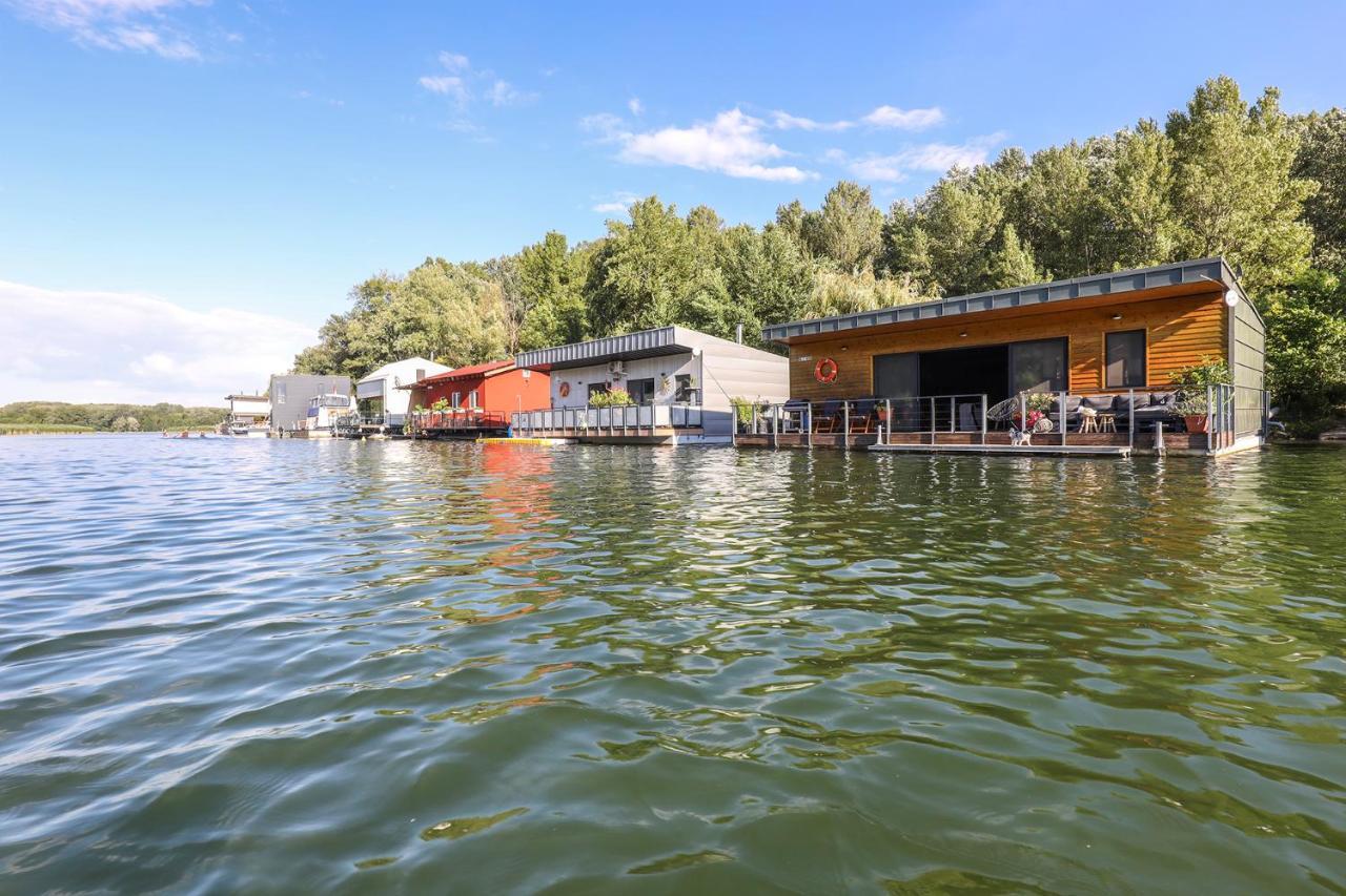 Villa Hausbót u rybára a kačky Bratislava Exterior foto